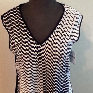 Vince Camuto new with tags. Sz. Small